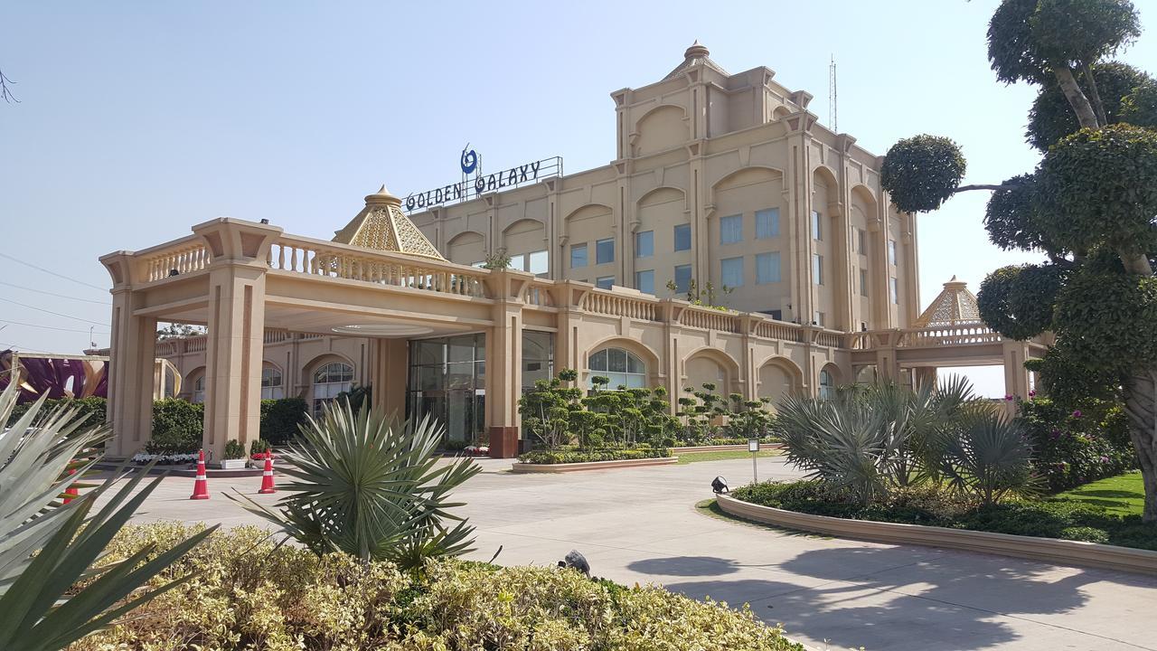 Golden Galaxy Hotels & Resorts Faridabad Exterior foto